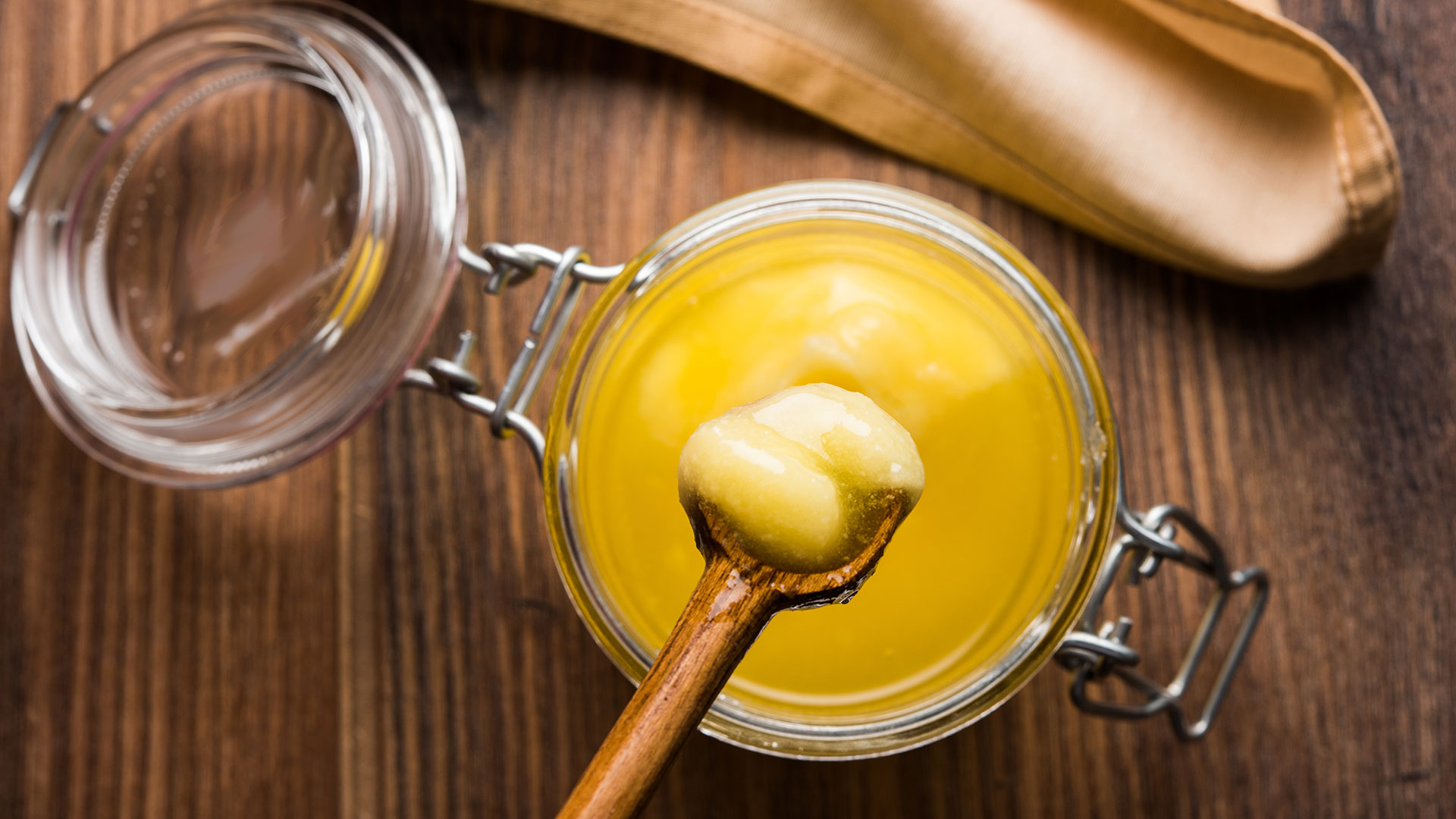 Como fazer manteiga ghee, receita e modo de conservação