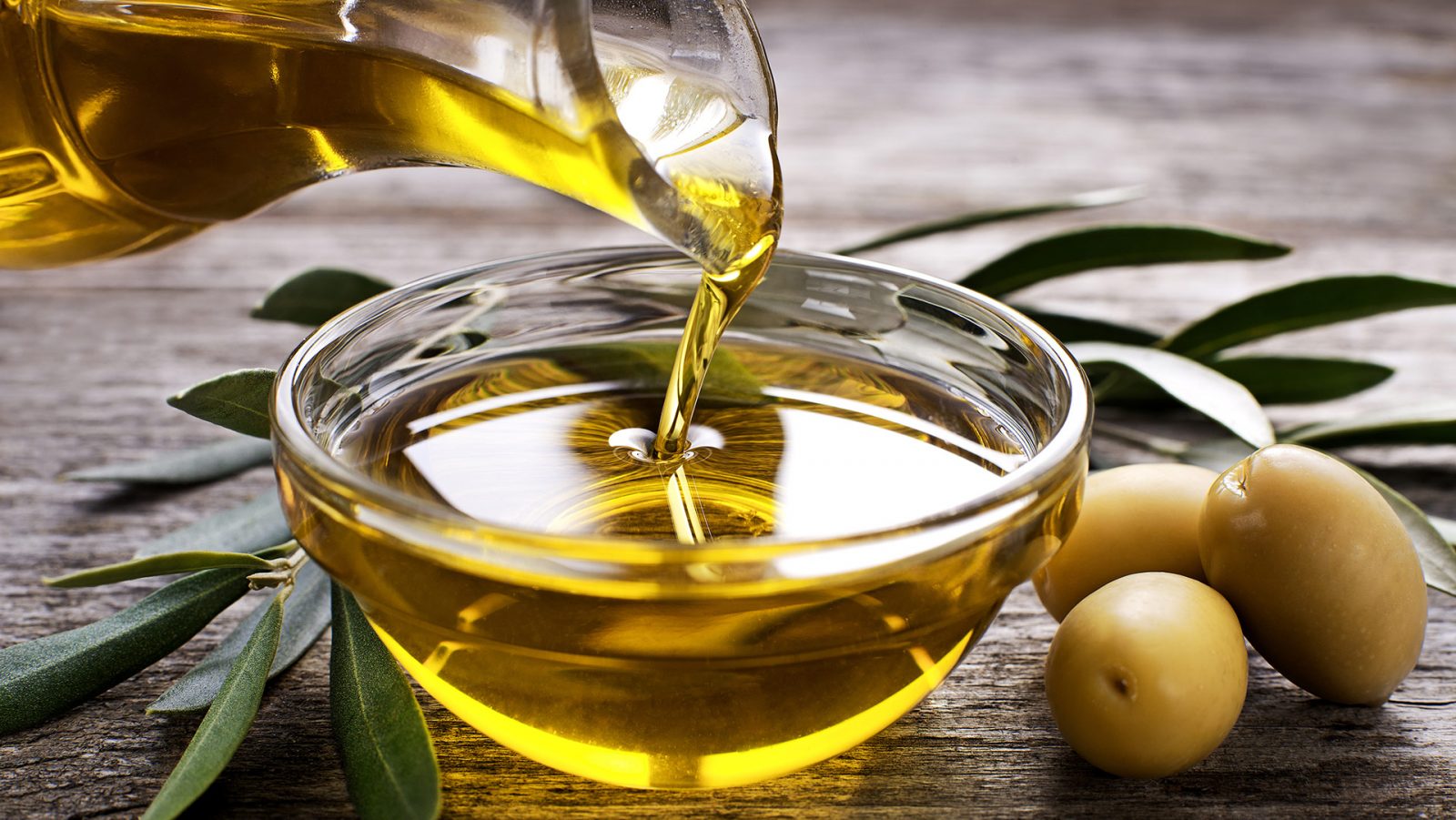 Qual a diferença entre azeite de oliva virgem e extra virgem?