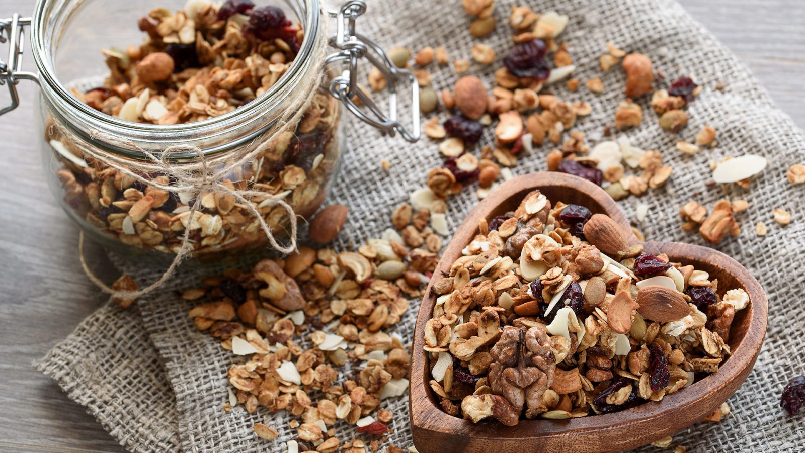 Como fazer granola caseira saudável para sua dieta